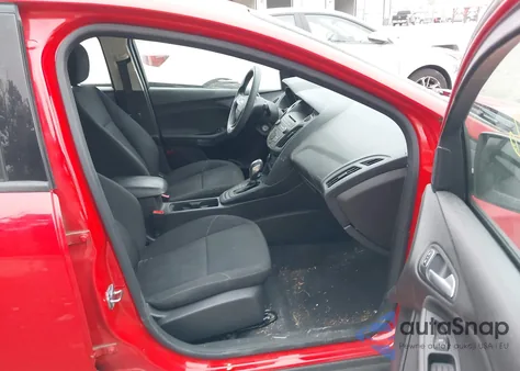 2016 Ford Focus Se z USA, uszkodzony, nr VIN 1FADP3F25GL251537